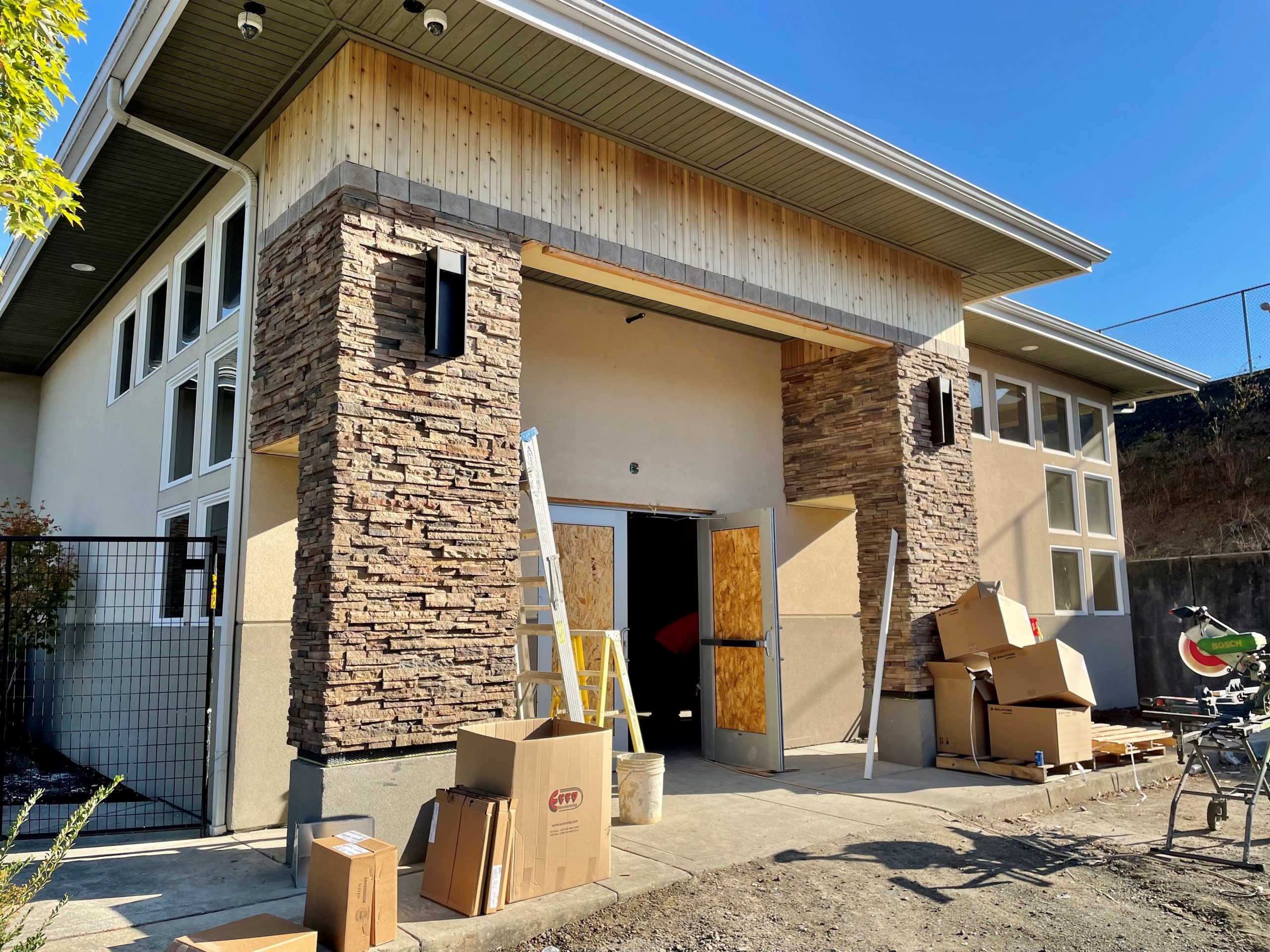 Edenbower Clinic Construction 37 Edenbower Clinic Construction September 22, 2021